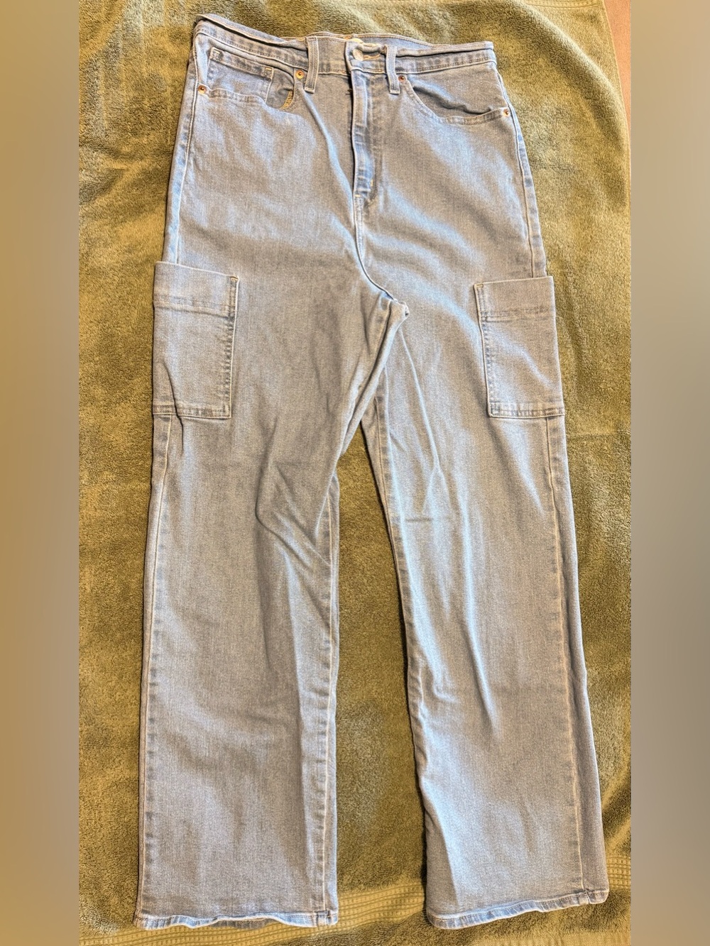 Levi's Light Blue Straight Leg Women's Jeans with Cargo Pockets